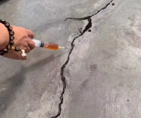 嘉善混凝土裂缝修补技术详解​
